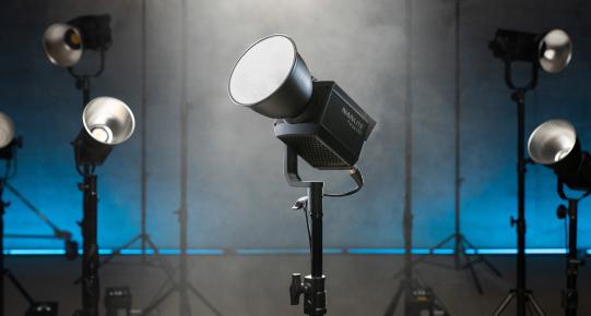 NANLITE Reportage- und Studio-Scheinwerfer Forza 150